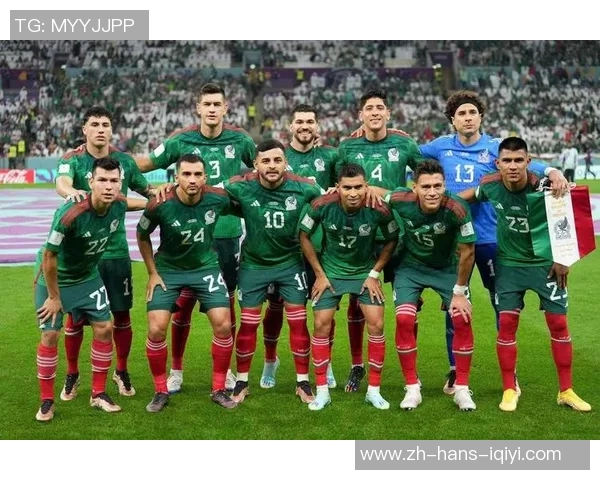 国际赛激战荷兰对决墨西哥两队实力碰撞引发球迷热议